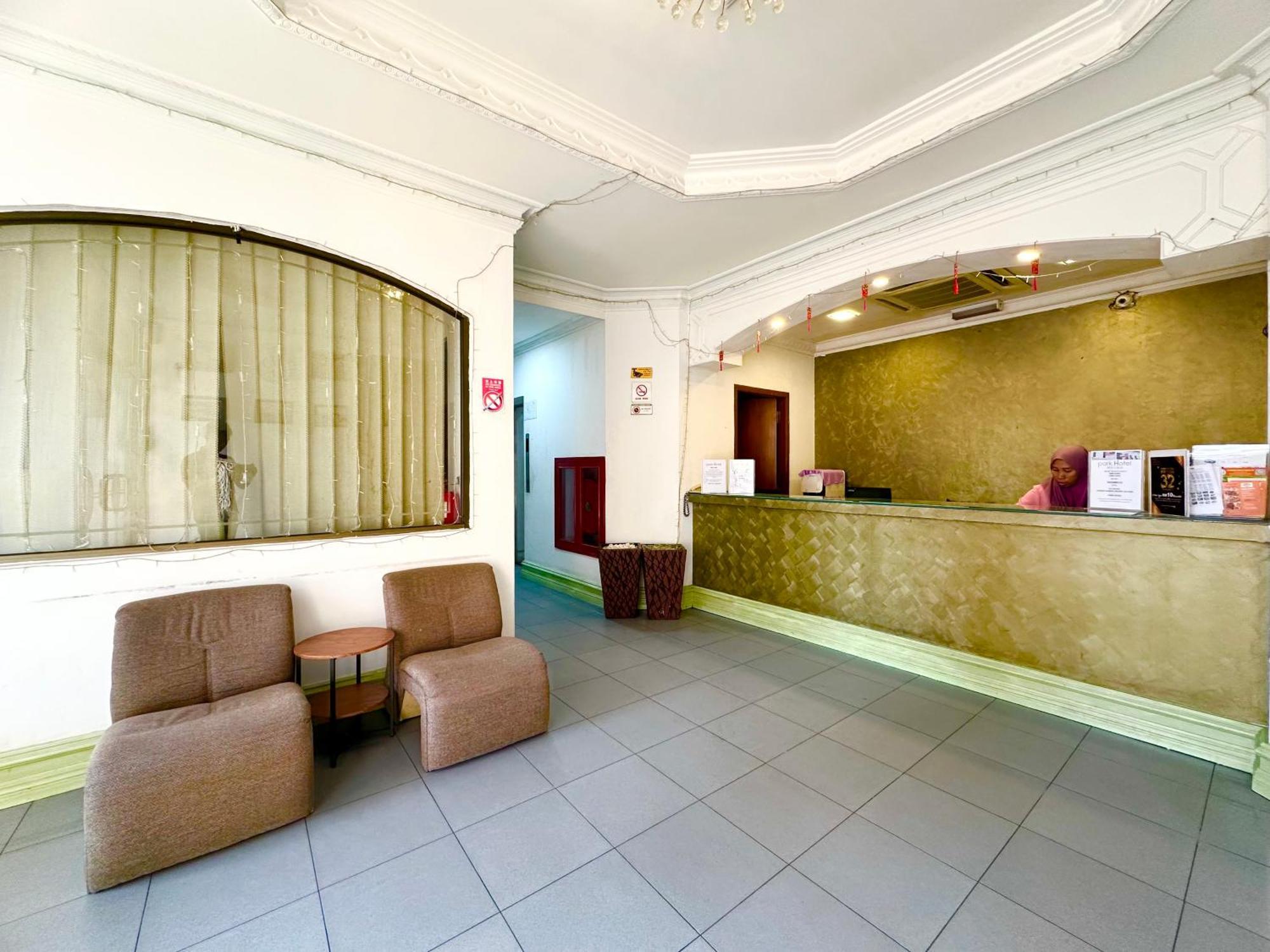 Park Hotel Kota Kinabalu Exterior foto